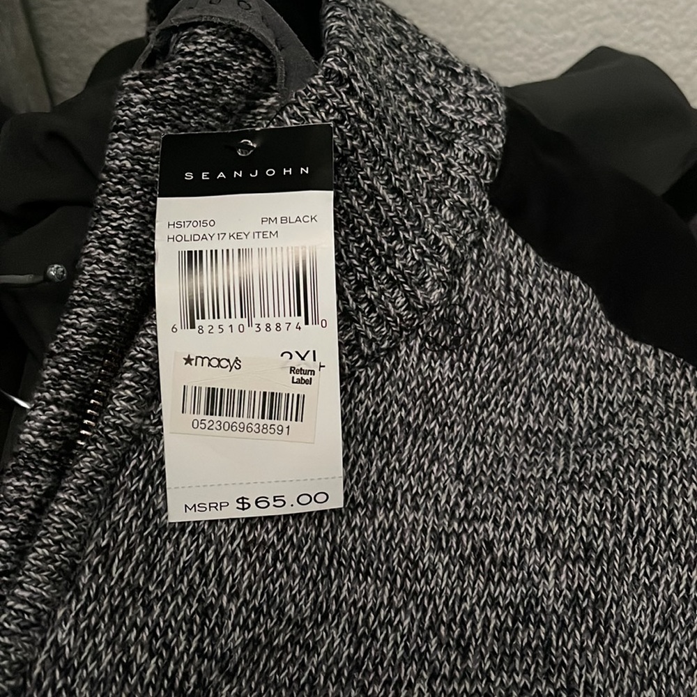 Sweater - Picture 7 of 7
